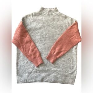 EVANS Women’s Gray With Blush Pink Sleeves Oversized Knit Mock Sweater Size 18